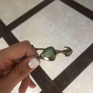 Bourbon and bow ties blue green stone: condition✅